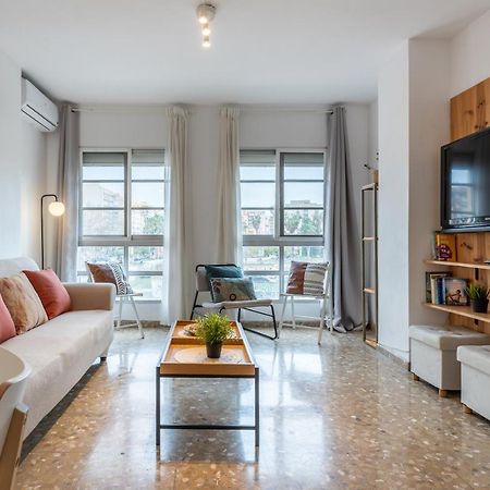 Claveles Apartment By Bossh! Apartments Málaga Buitenkant foto