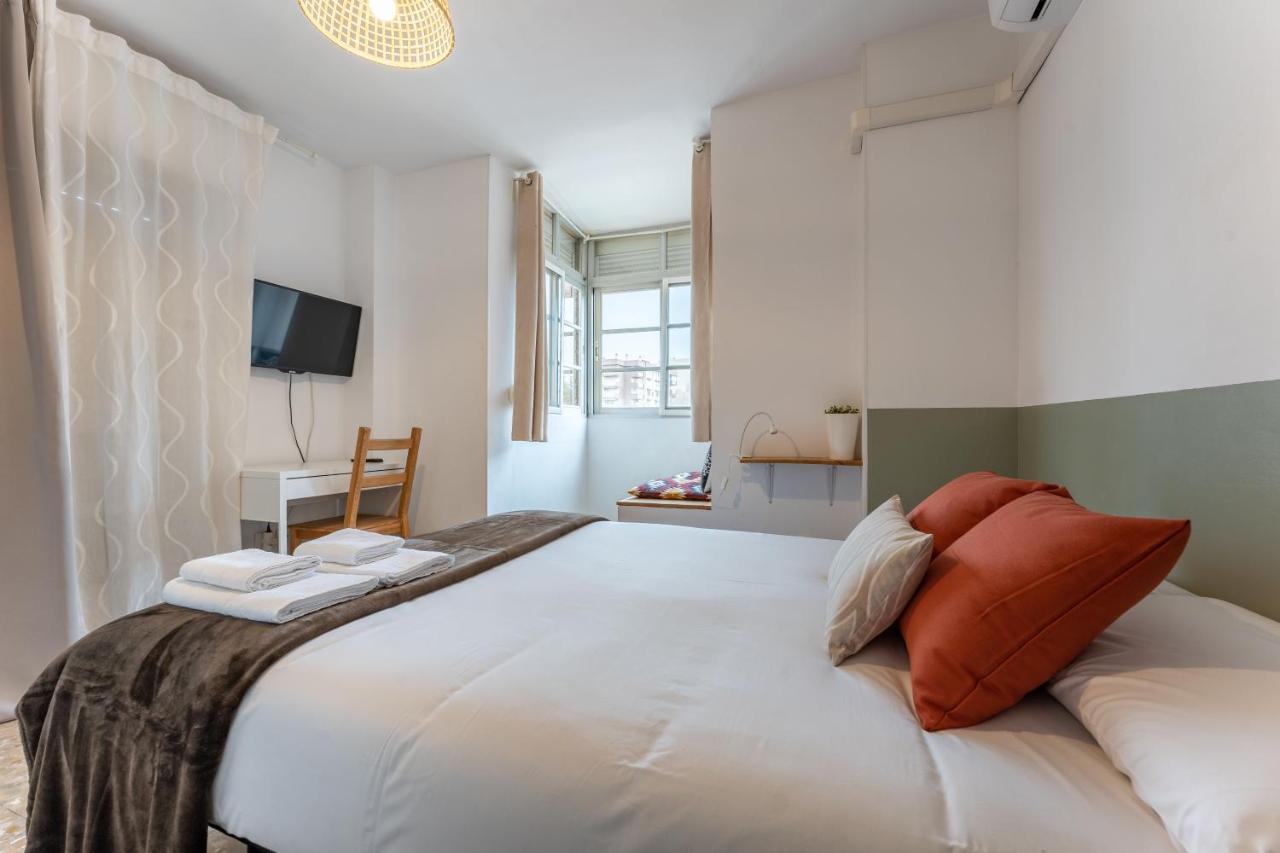 Claveles Apartment By Bossh! Apartments Málaga Buitenkant foto
