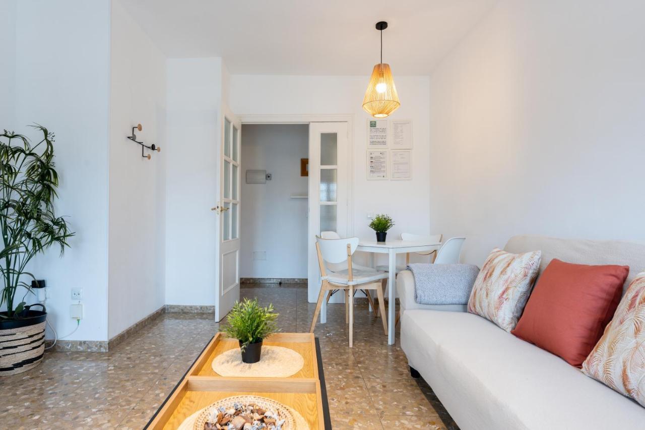 Claveles Apartment By Bossh! Apartments Málaga Buitenkant foto